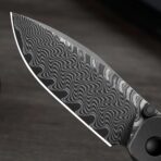 Kizer Coywolf | Damascus Blade Titanium & Carbon Fiber Handle Frame Lock - Image 6