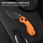 ⁦Kizer Microbe Button Liner Lock 14C28N Aluminum⁩ - الصورة ⁦4⁩