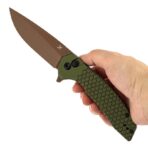 ⁦KANSEPT ACCIPITER | BUTTON LOCK | GREEN ANODIZED ALUMINUM WITH FISH SCALE TEXTURE | 3.53" ROSE GOLD 14C28N BLADE |⁩ - الصورة ⁦2⁩